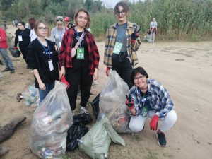 Астраханские патриоты приняли участие в экологическом проекте «Чистые игры-2021